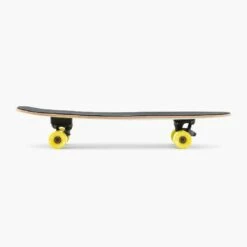 LANDYACHTZ SURF LIFE FLIPPY 32" - SURFSKATE COMPLETE -DE Surfausrüstung Verkäufe 2024 121CP SSSLFLP Surf Life Flippy Complete Surf Skate Boards Side Web 1260x1260