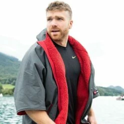 Red Paddle Co. Red Paddle Co Pro Change Jacket Short Sleeve -DE Surfausrüstung Verkäufe 2024 ProChangeMensSSGrey 5 x800 bei brettsport de 1260x1260