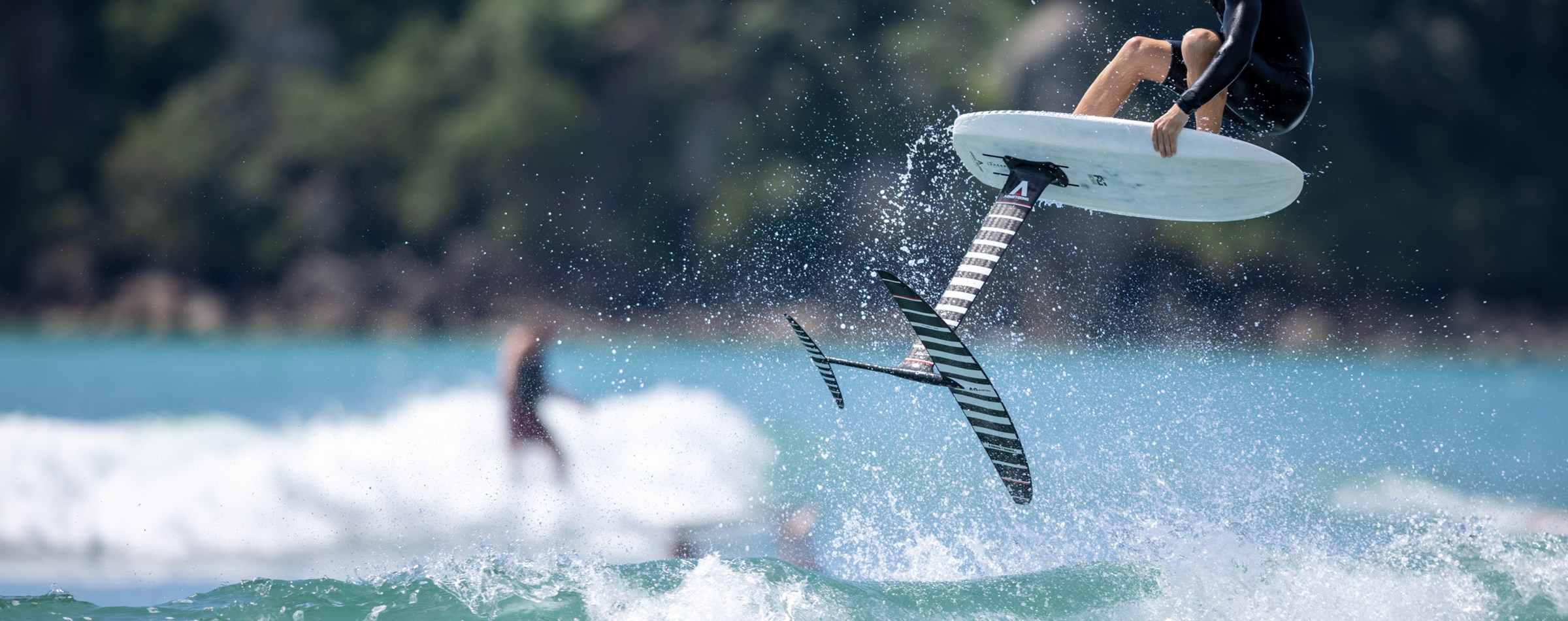 Titelseite -DE Surfausrüstung Verkäufe 2024 vm 1640 1